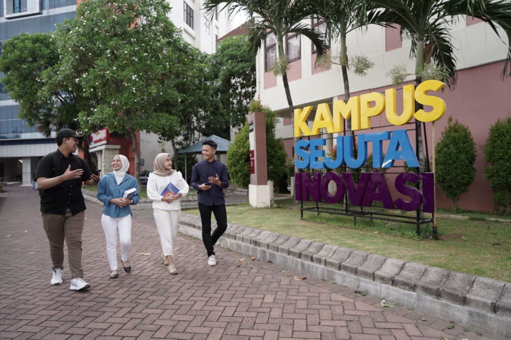 UM Surabaya Buka Pendaftaran Mahasiswa Baru Jalur Nilai UTBK, Tak Perlu Tes Lagi