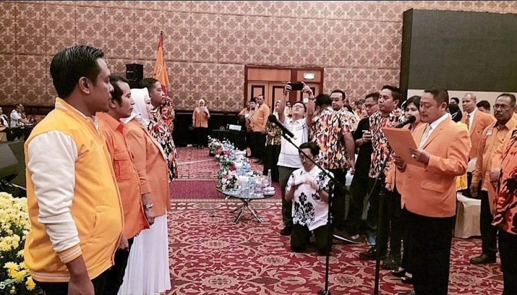 4 Pengurus Organisasi Jajaran MKGR Jatim Dilantik, Siap Dukung Kemenangan Golkar