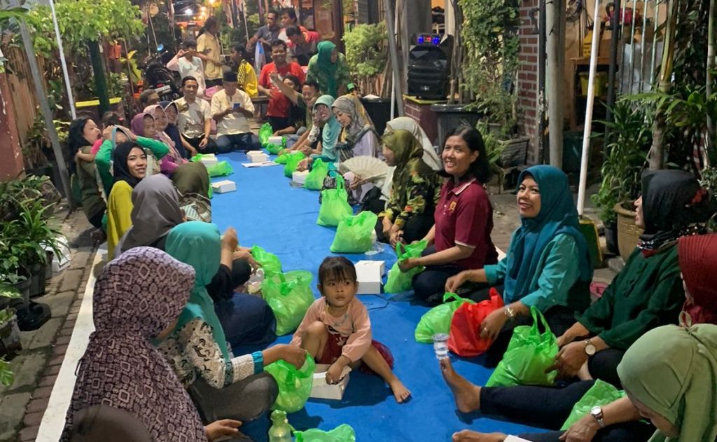 Sambang Warga, Mahfudz diwaduli soal anak sekolah hingga tercoret dari MBR
