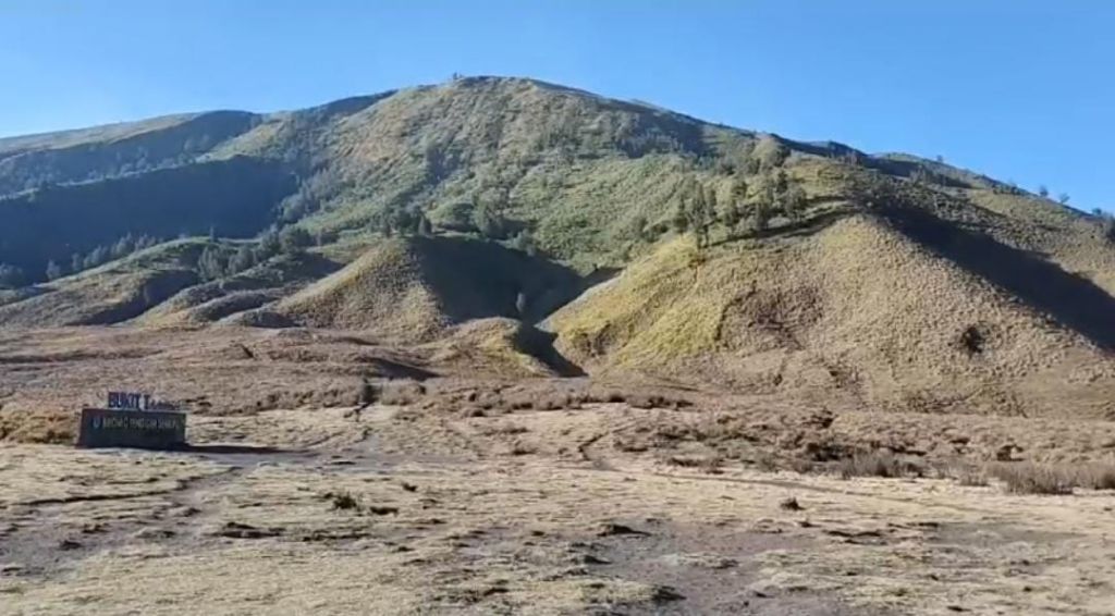 Dua Pekan Lebih Ditutup Total, Kunjungan Bromo Dibuka Lagi Mulai Esok
