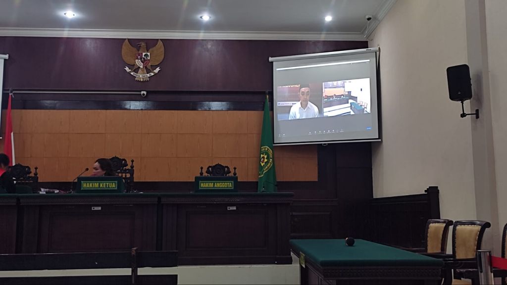 Sopir Truk Tangki Tabrak Penonton Karnaval di Mojokerto Tertunduk saat Sidang