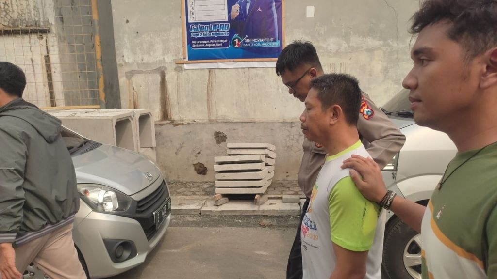 Hantam Tetangga Pakai Linggis, Pria di Mojokerto Ini Akhirnya Ditetapkan Tersangka
