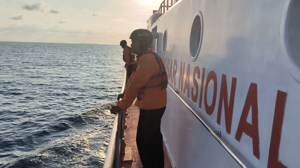 Hari Keempat, Pencarian 8 ABK KM Vision Global Hilang di Perairan Sumenep
