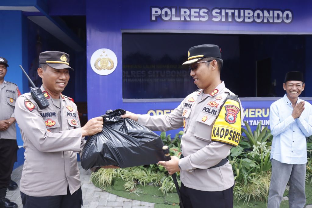 Forkopimda Situbondo Tinjau Pospam dan Posyan Operasi Lilin Semeru 2023