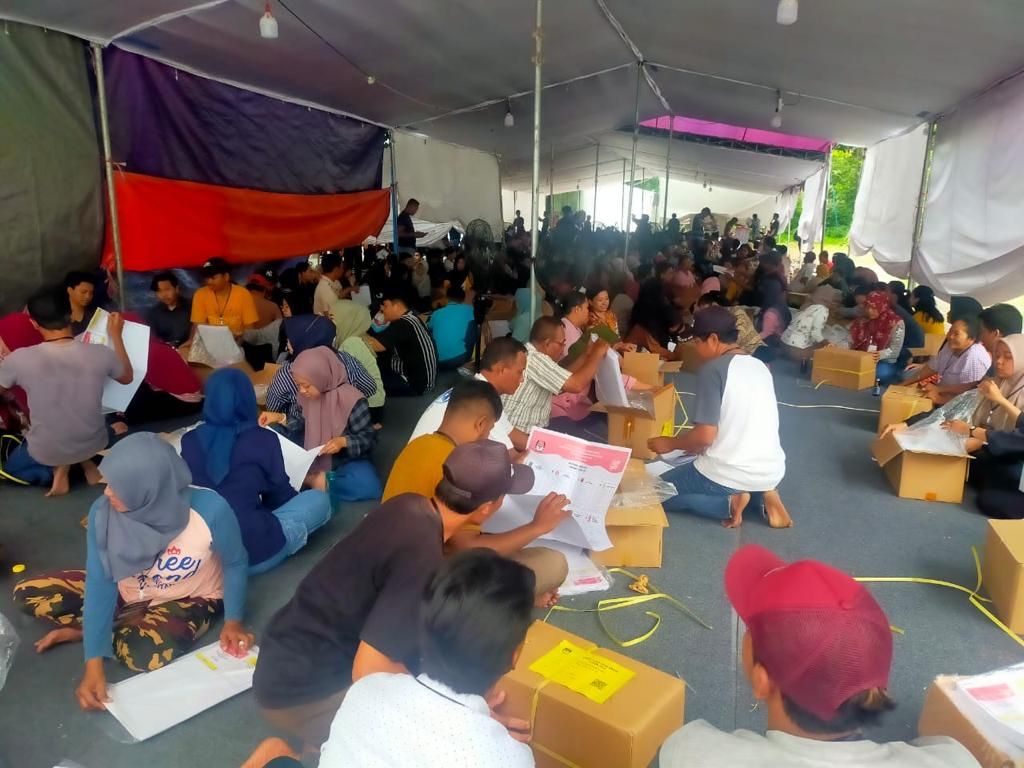 Pelipat Kertas Surat Suara Dapat Honor Setara UMK