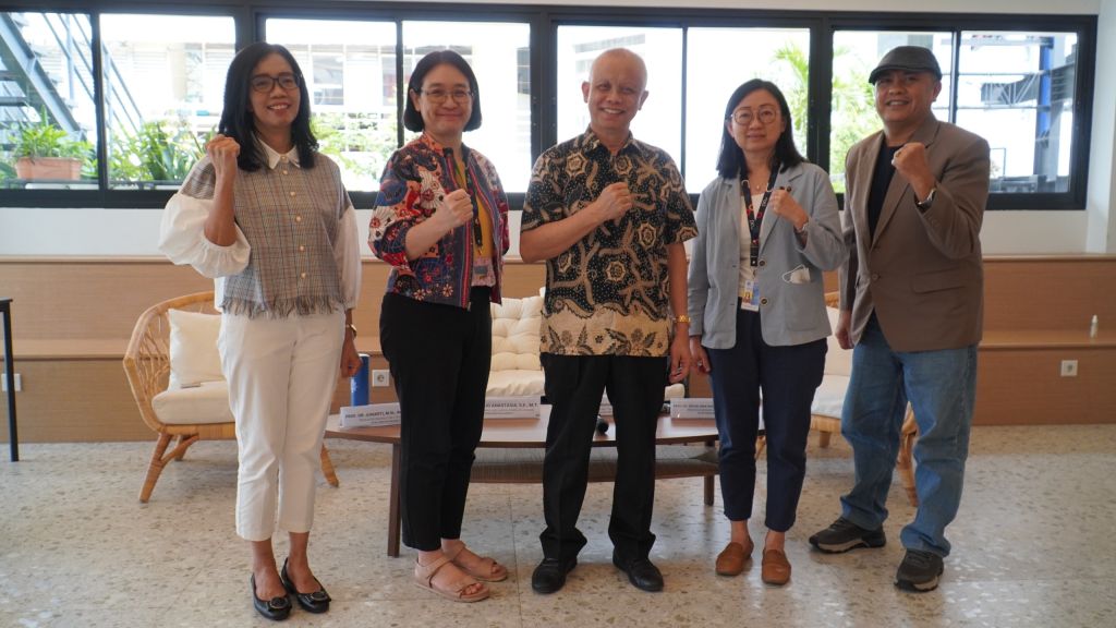 PCU Tambah 4 Guru Besar, Rektor: Kontribusi Nyata untuk Masyarakat