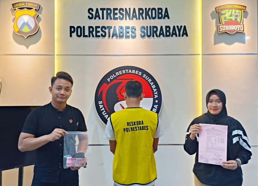 Seorang Tukang Ojek Surabaya Edarkan Sabu