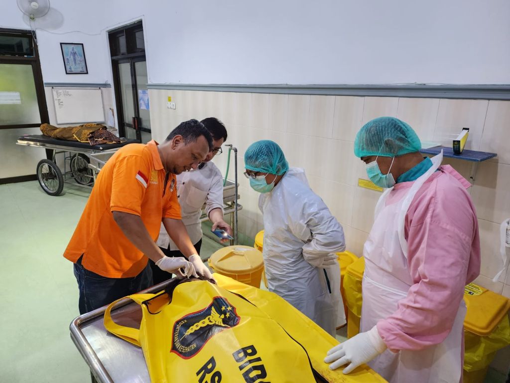 Pria asal Kediri Tewas Setengah Telanjang di Kebun Tebu Jombang