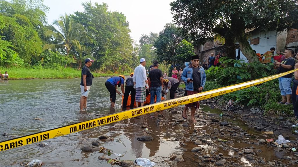 Seorang Pria Ditemukan Tewas di Sungai Jompo Jember