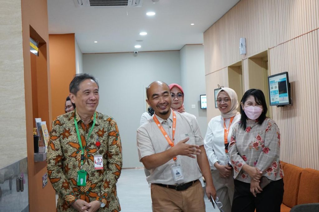RSIA Pusura Tegalsari Surabaya Raih Akreditasi Paripurna KARS