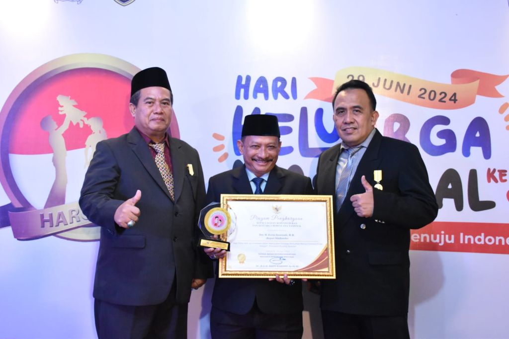Situbondo Sabet Penghargaan Terbaik Ketiga Penurunan Stunting Tingkat Nasional
