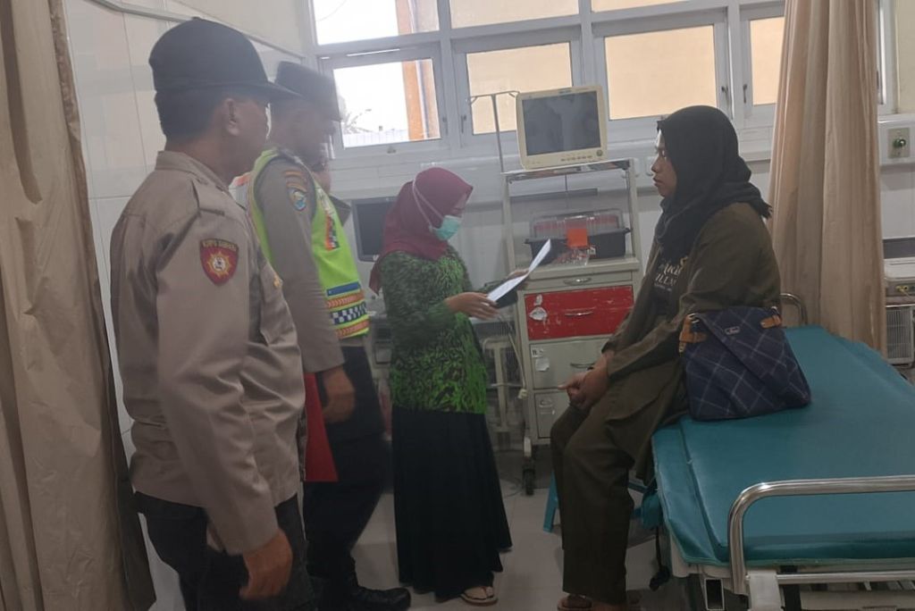 Wanita di Situbondo Dikeroyok Dua Tetangganya Gegara Knalpot Brong