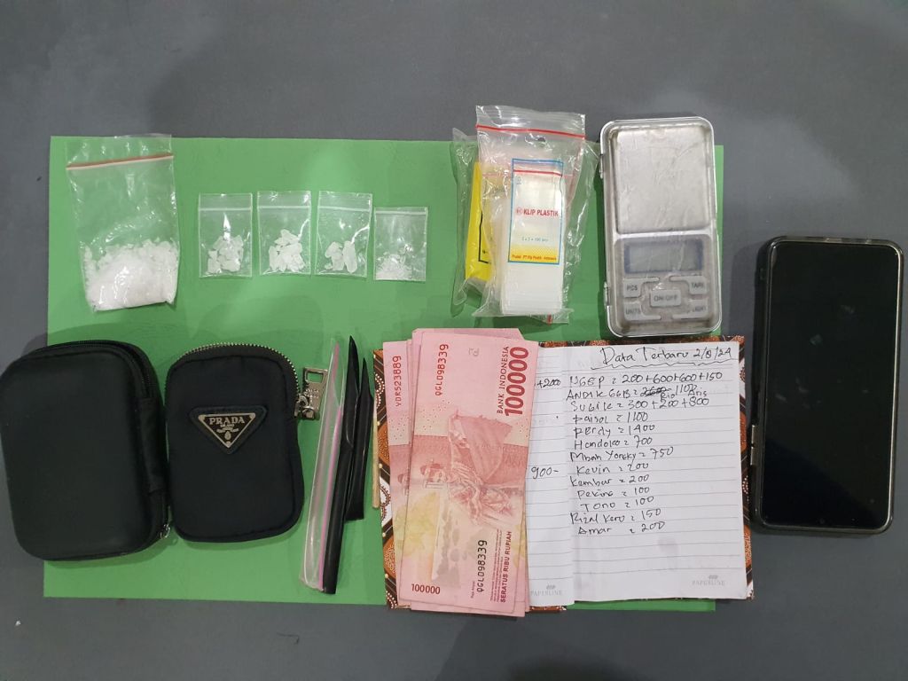 Pengedar Narkoba Surabaya Disergap Polisi, Sabu 7,5 Gram Disita