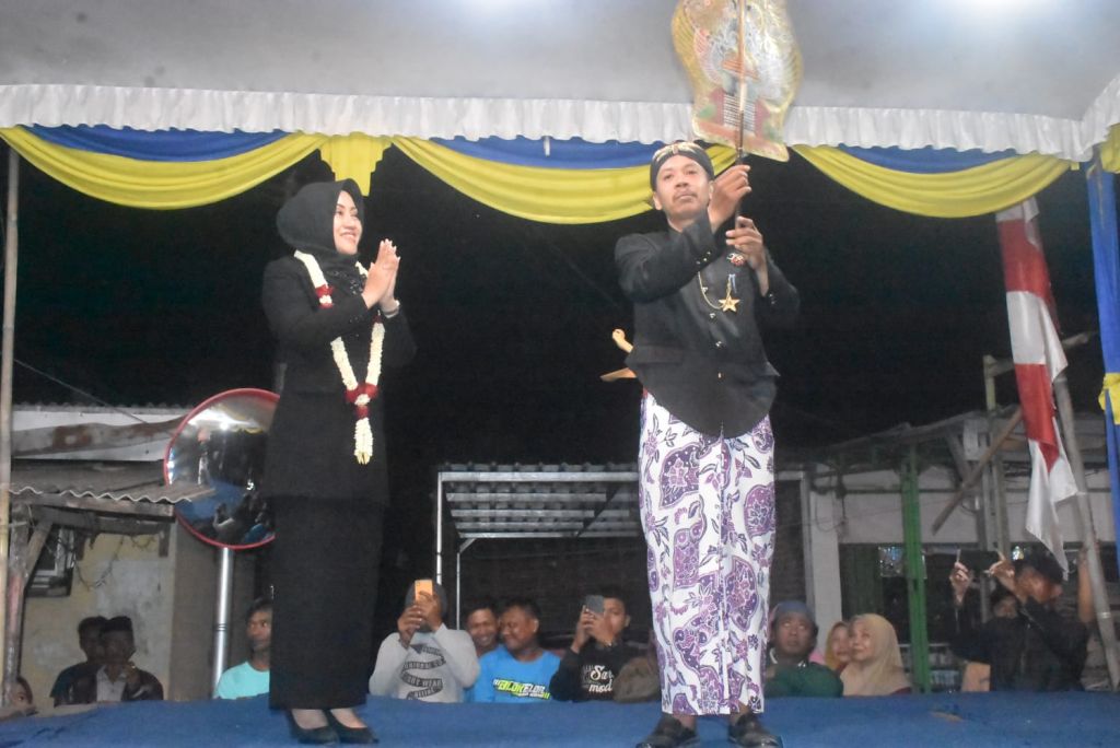 Jalan Poros Desa Penghubung 2 Kecamatan di Mojokerto Diresmikan Bupati Ikfina