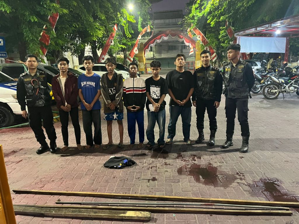 Bubarkan Tawuran, Polisi Tangkap 6 Remaja di Surabaya
