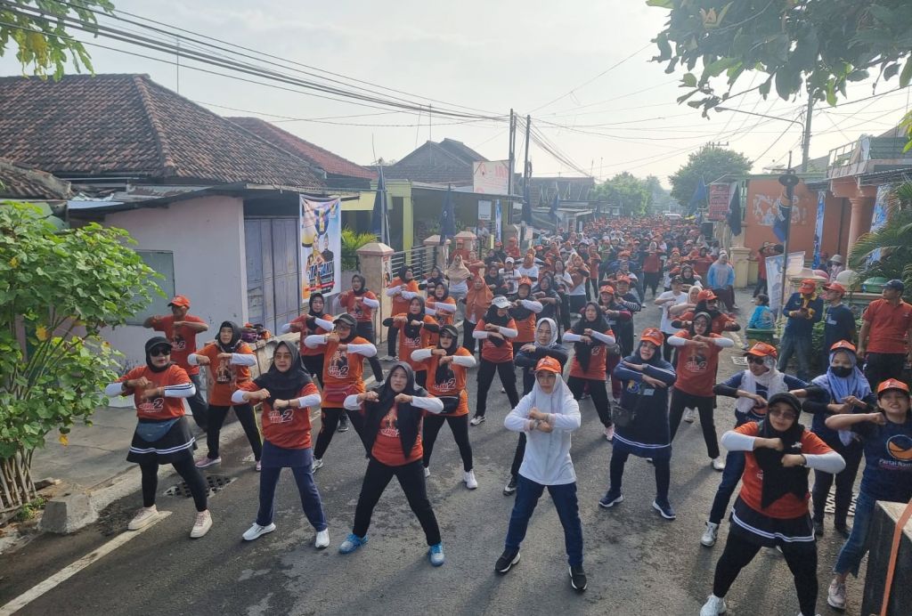 Gaya Kampanye Ning Ita-Cak Sandi di Sela Perayaan HUT Ke-13 Partai NasDem