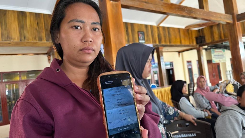 Mak-mak di Mojokerto Gagal Terima Tabungan Lebaran
