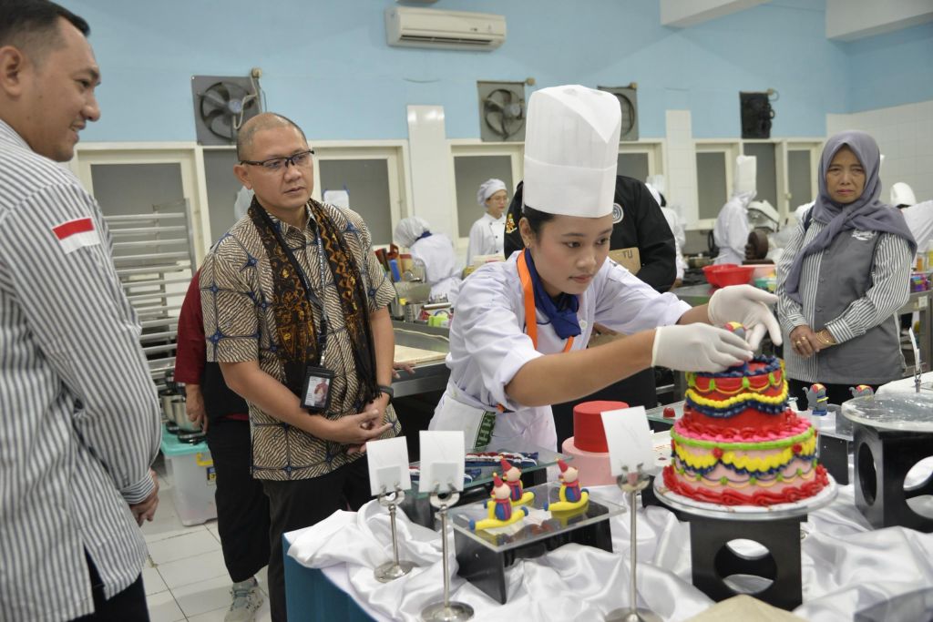 1871 Murid Berebut Tiket Nasional LKS Dikmen 2025 di Malang