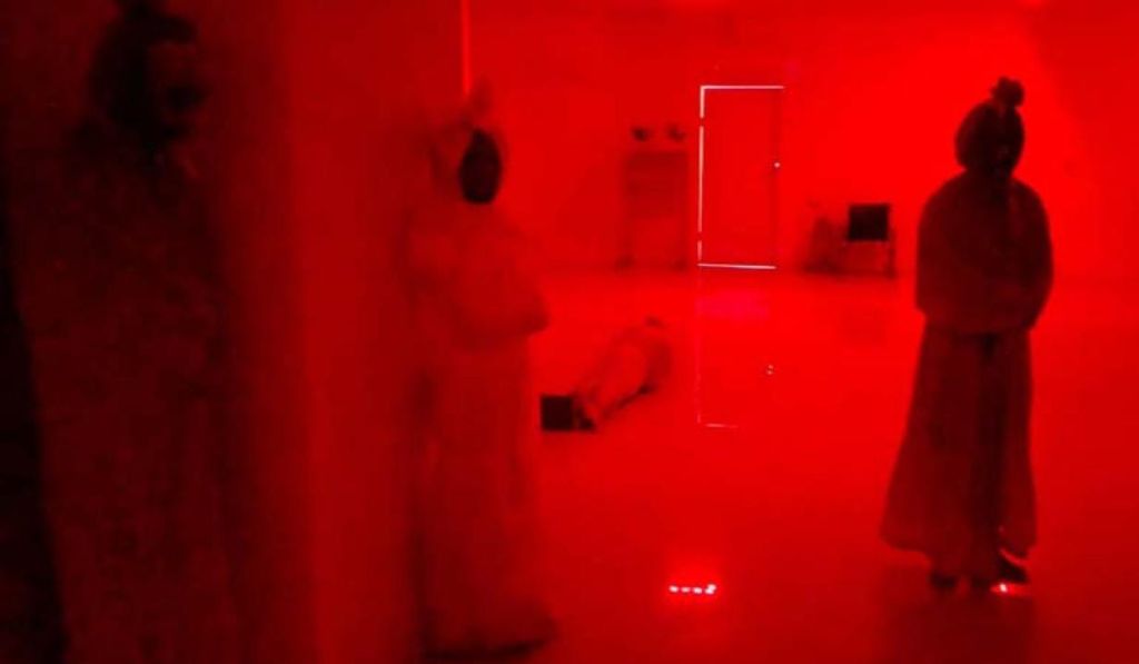 Ssttt... Ada Penampakan Hantu di Mal Surabaya, Berani Coba ke Lokasi?