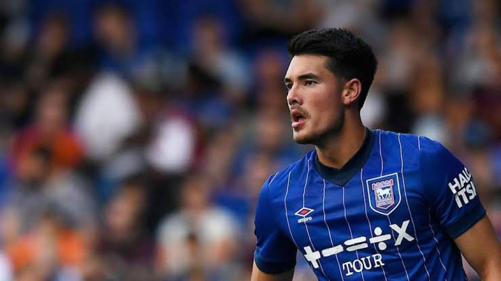 Elkan Baggott Perpanjang Kontrak di Ipswich Town hingga 2028