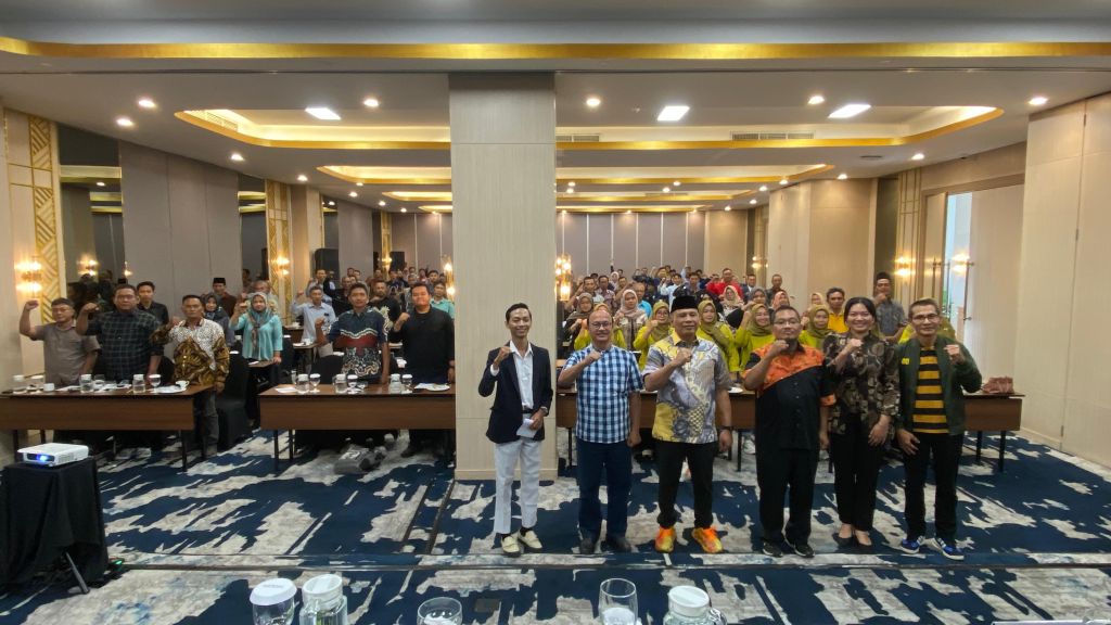 Diskominfo Jatim dan DPRD Gelar Sarasehan Literasi Digital Beretika di Mojokerto