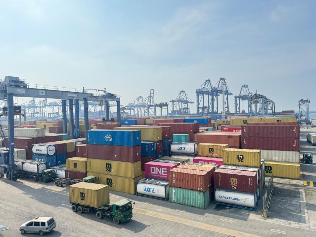 Operasional TPK Koja Tetap Berjalan Normal di Tengah Penyesuaian Arus Logistik Pasca Libur Idul Fitri