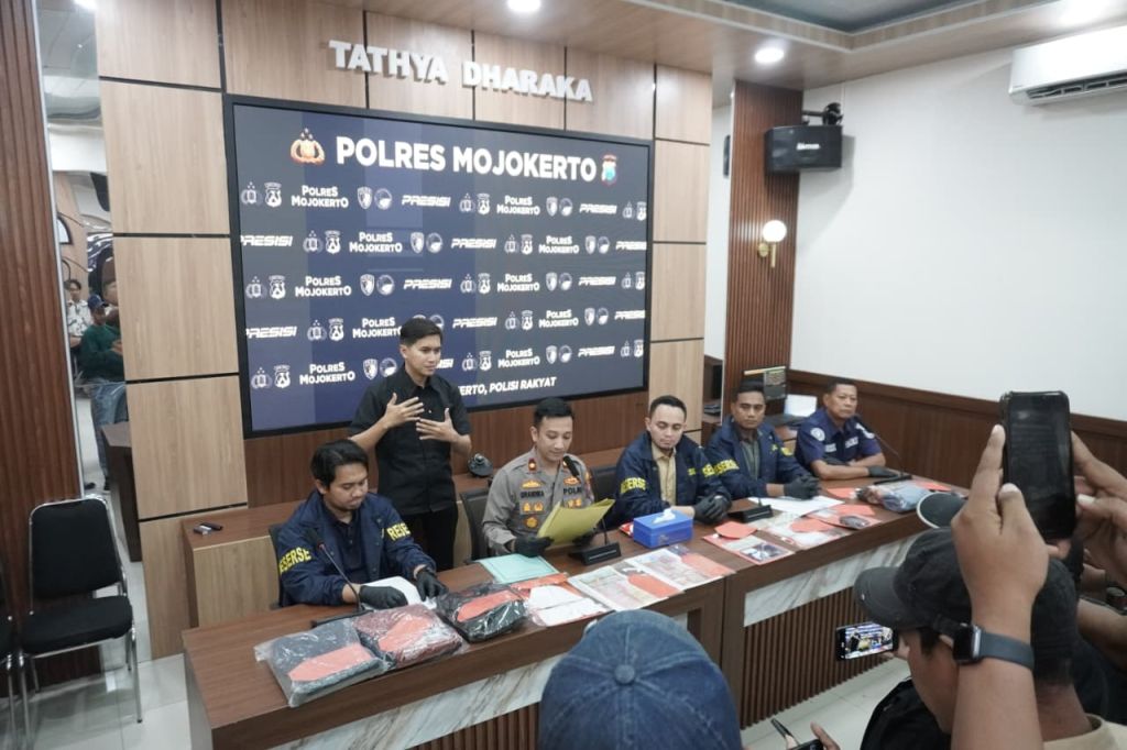 Tergiur Ritual Penggandaan Uang, Warga Kehilangan Rp22 Juta di Mojokerto