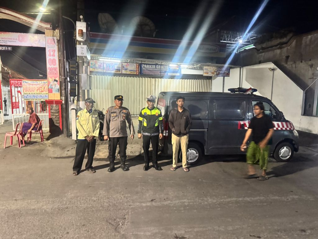 Polsek Semampir Gelar Patroli Rutin, Pastikan Keamanan Wilayah Terjaga