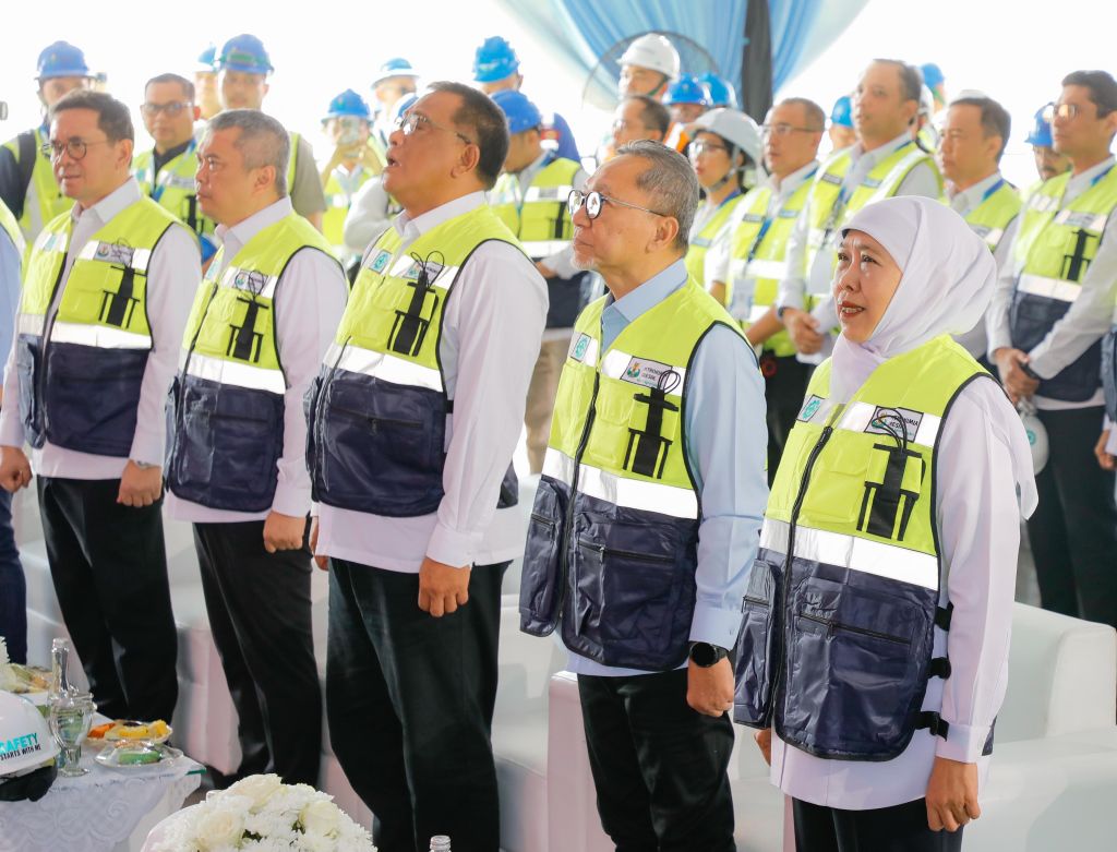 Khofifah Pastikan Jatim Siap Wujudkan Pelabuhan Hijau Modern