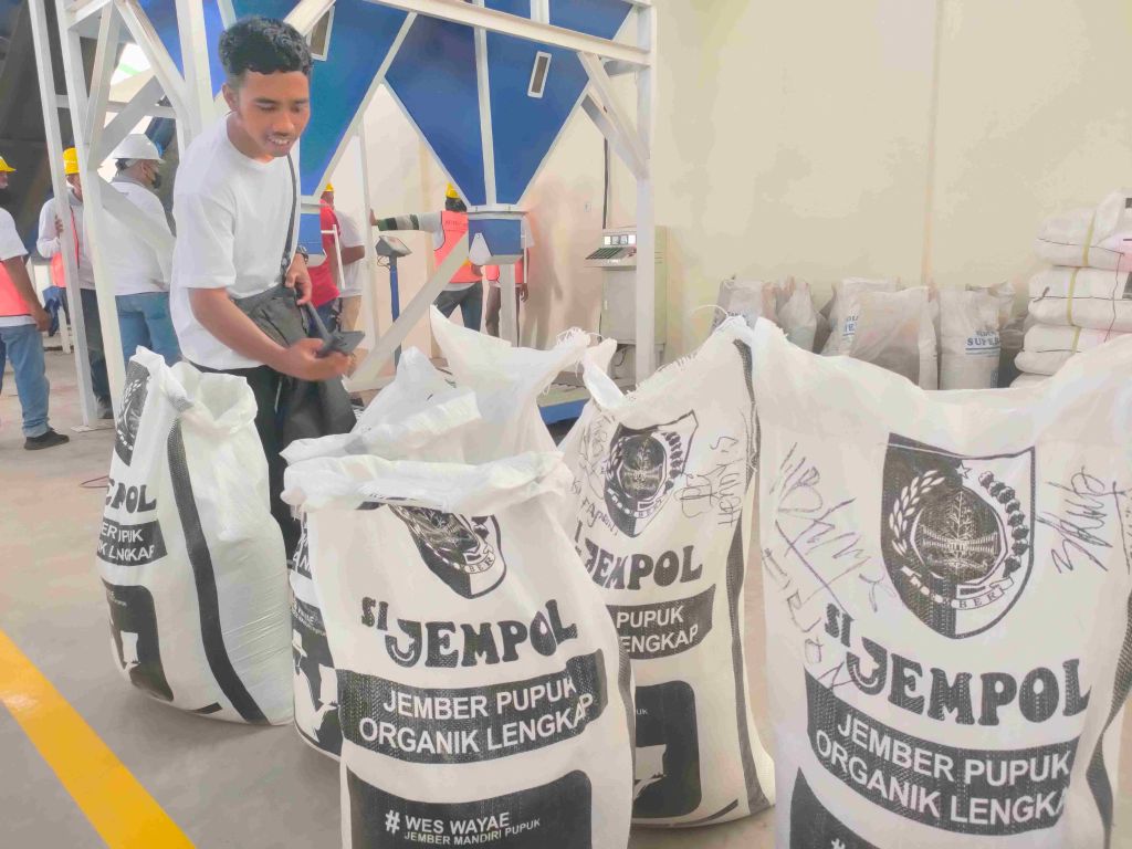 Bangun Pabrik Pupuk Organik, Bupati Jember: Si Jempol Atasi Problem Utama