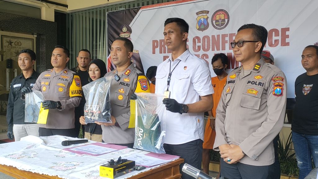 Polisi Tembak Kaki Tiga Pembunuh Kakek Jember