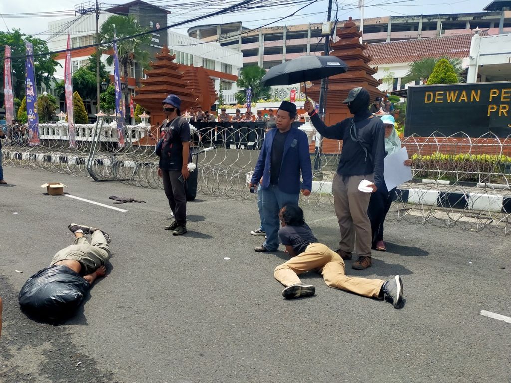 Prakiraan Cuaca 22 Februari 2025 Hingga Demo Indonesia Gelap