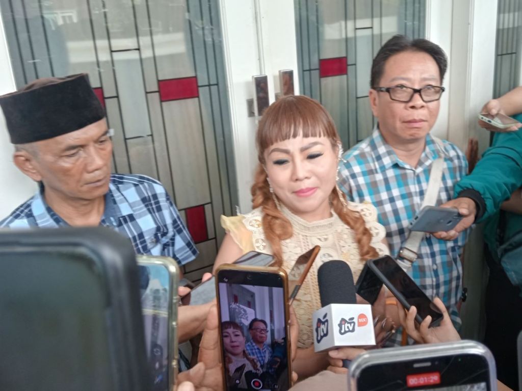 Han Jwa Diana Cabut Laporan dan Minta Maaf ke Wakil Wali Kota Surabaya Armuji