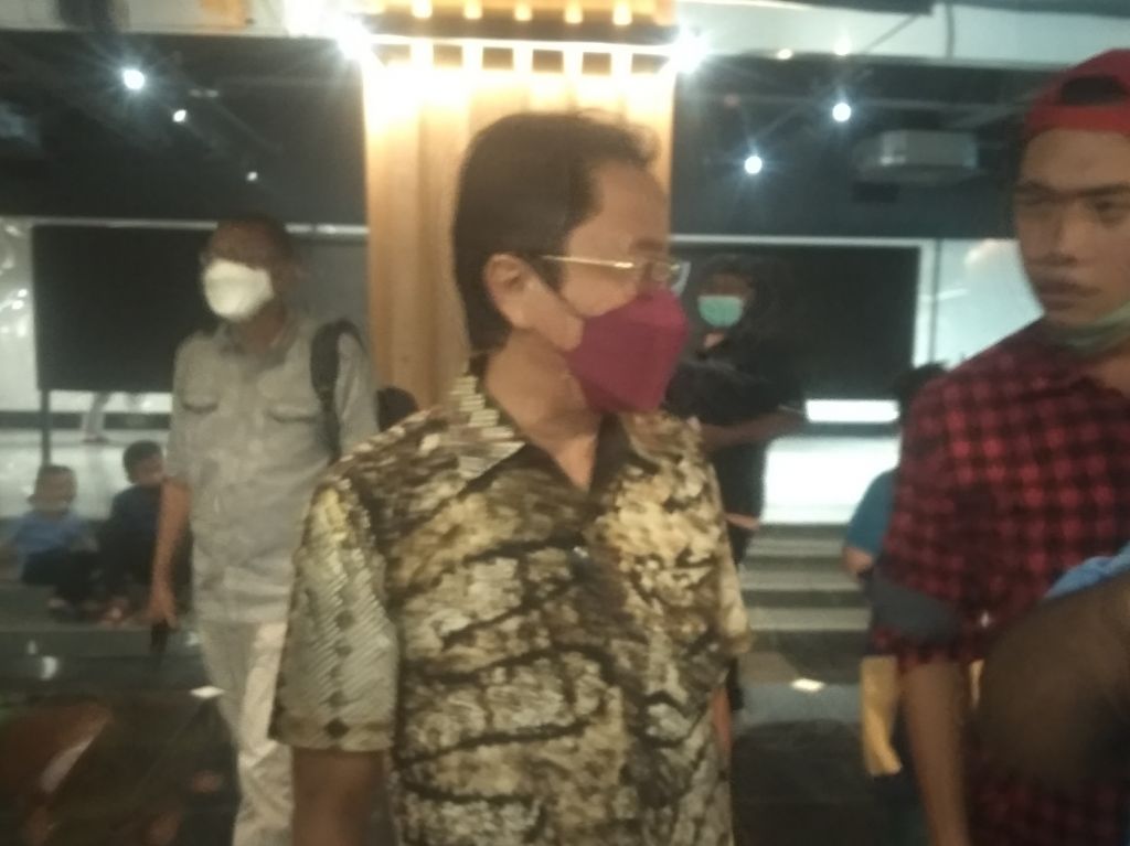 Tarik Ulur Terkait Perizinan 1973, Komisi C Deadline 14 Hari Kerja
