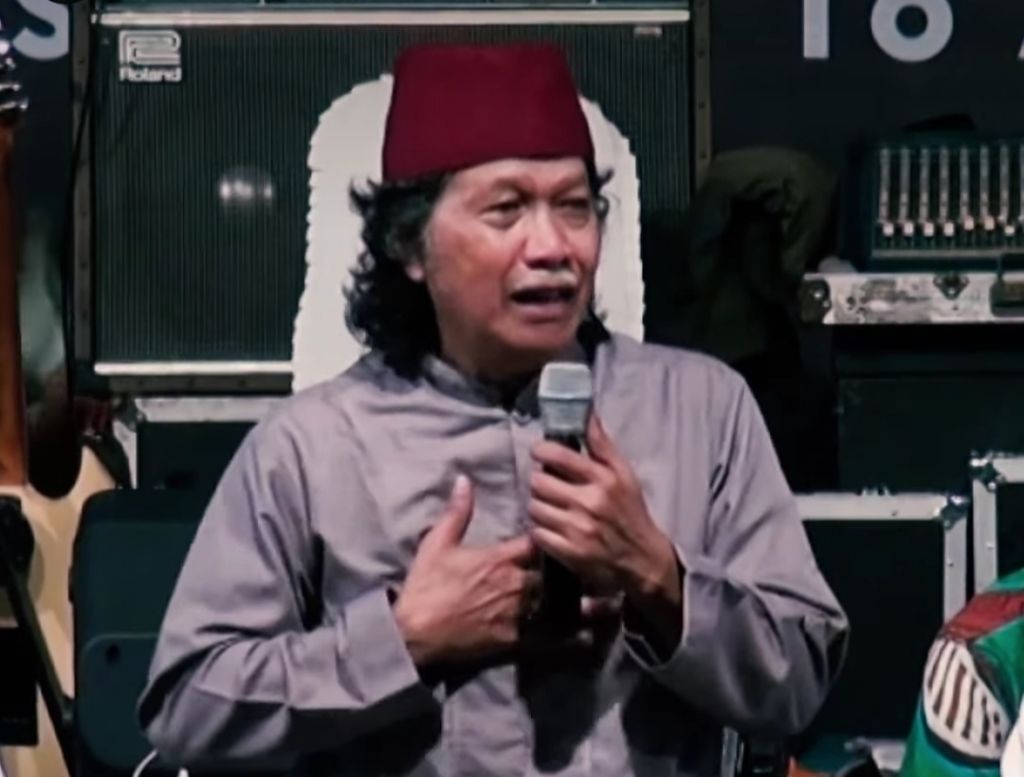 Dikabarkan Meninggal Dunia, Cak Nun Minta Doa Awak Media