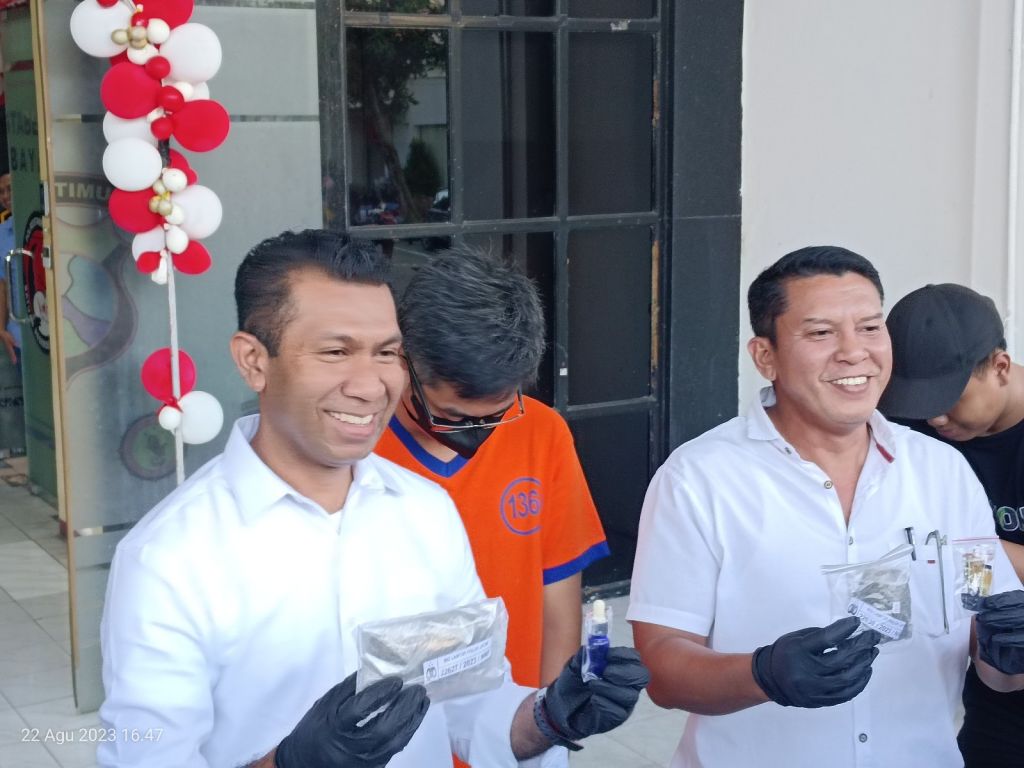 Pria di Sidoarjo Jual Ganja Dalam Liquid Vape