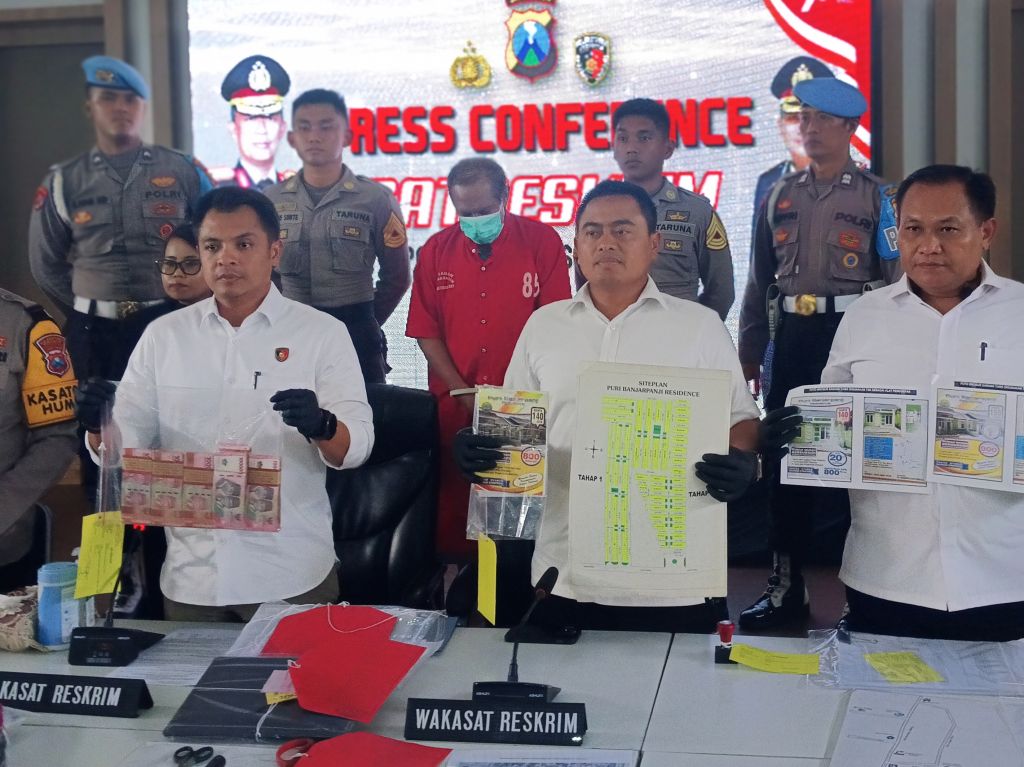 Mafia Perumahan Fiktif di Sidoarjo Ditangkap Polisi Surabaya, Tipu 350 Pembeli