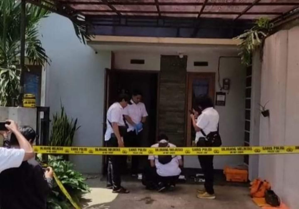 Satu Keluarga di Malang Tewas, Polisi Temukan Pesan Pada Kaca Meja Rias