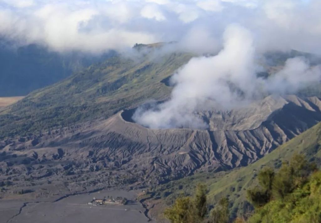 Level Waspada, Gunung Bromo Tetap Bisa Dikunjungi