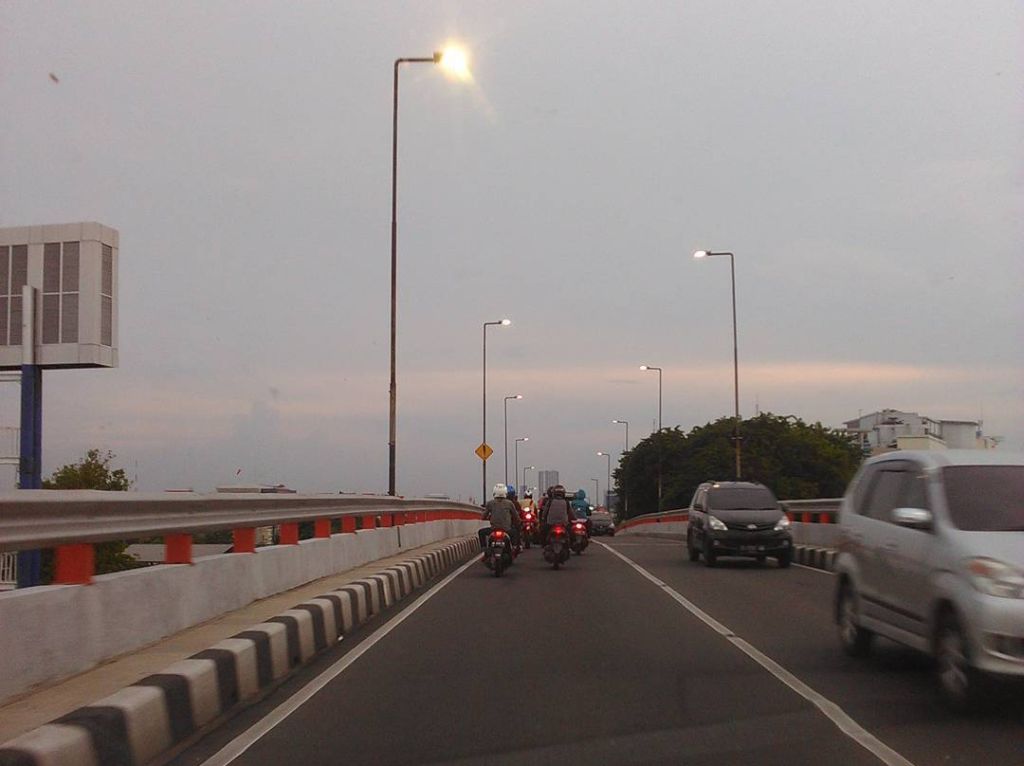 Motor Melintas di Jembatan Mayangkara Bakal Dilarang Lho, Simak Jam Pemberlakuannya