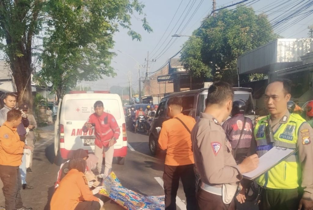 Pemotor di Surabaya Tewas Diduga Jadi Korban Tabrak Lari Usai Gagal Mendahului