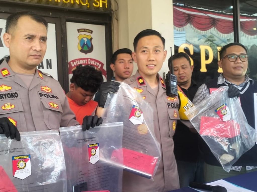 Tiga Pesilat Rampas Motor Pria asal Sidoarjo di Surabaya