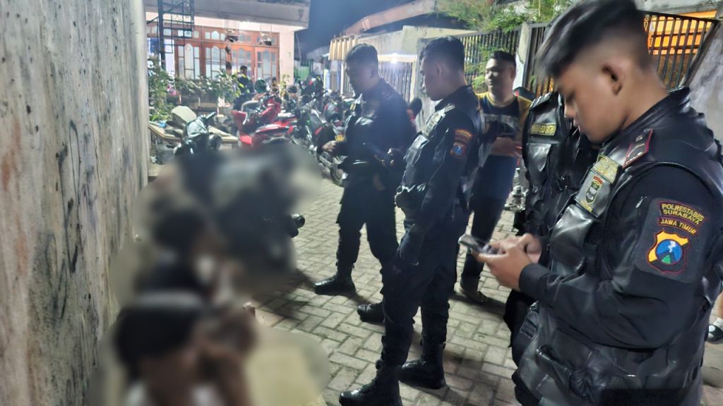 5 Anggota Gangster Ditangkap Warga dan Polisi Surabaya
