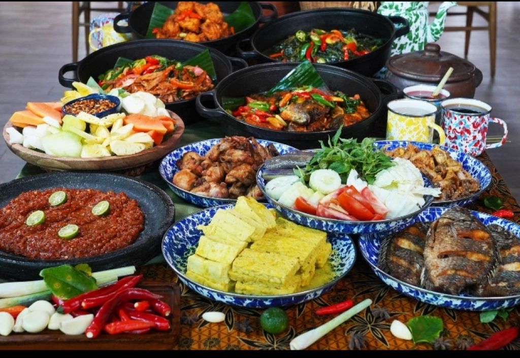 Pawon Jenggolo Hadirkan Sensasi Kuliner Nusantara Sepuasnya