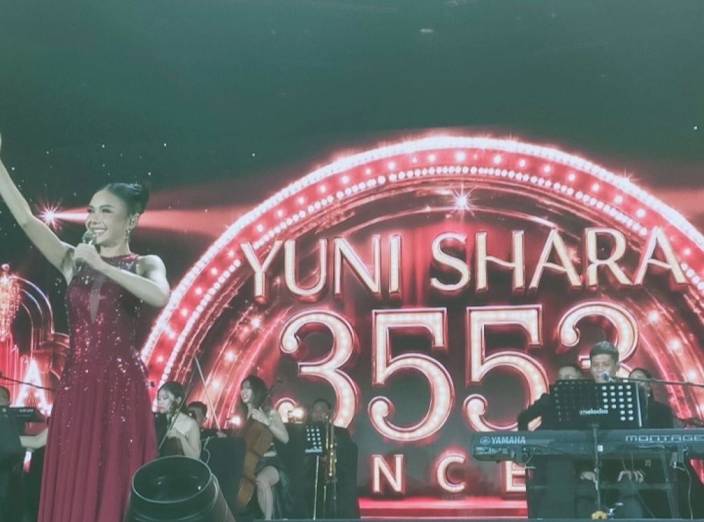 Yuni Shara Suguhkan Konser 3553 Penuh Nostalgia di Surabaya