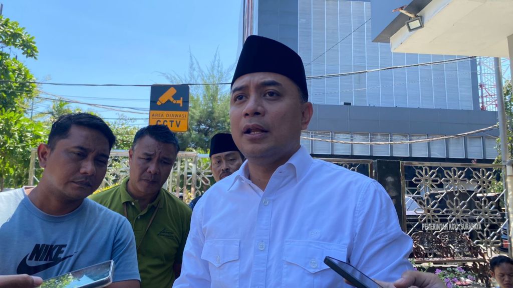 Wali Kota Eri Cahyadi Raih Penghargaan Tanda Jasa Bakti dari Menteri Koperasi dan UKM
