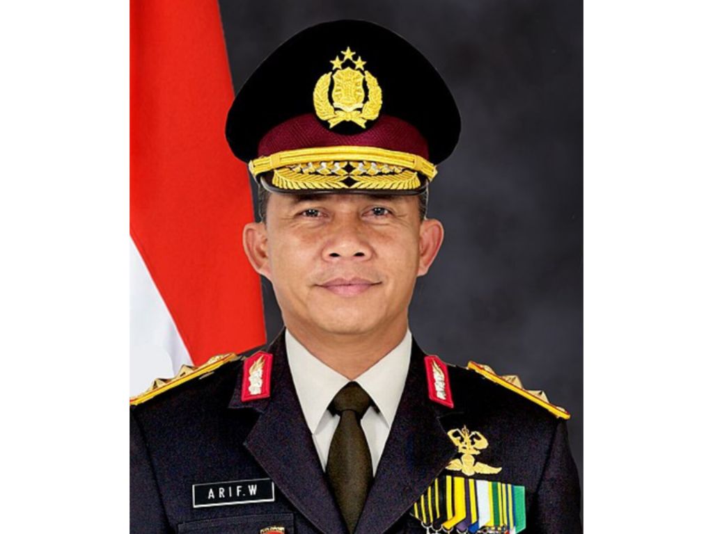 Profil Komjen Pol (Purn) Arif Wachyunadi, Penggagas Hari Juang Polri