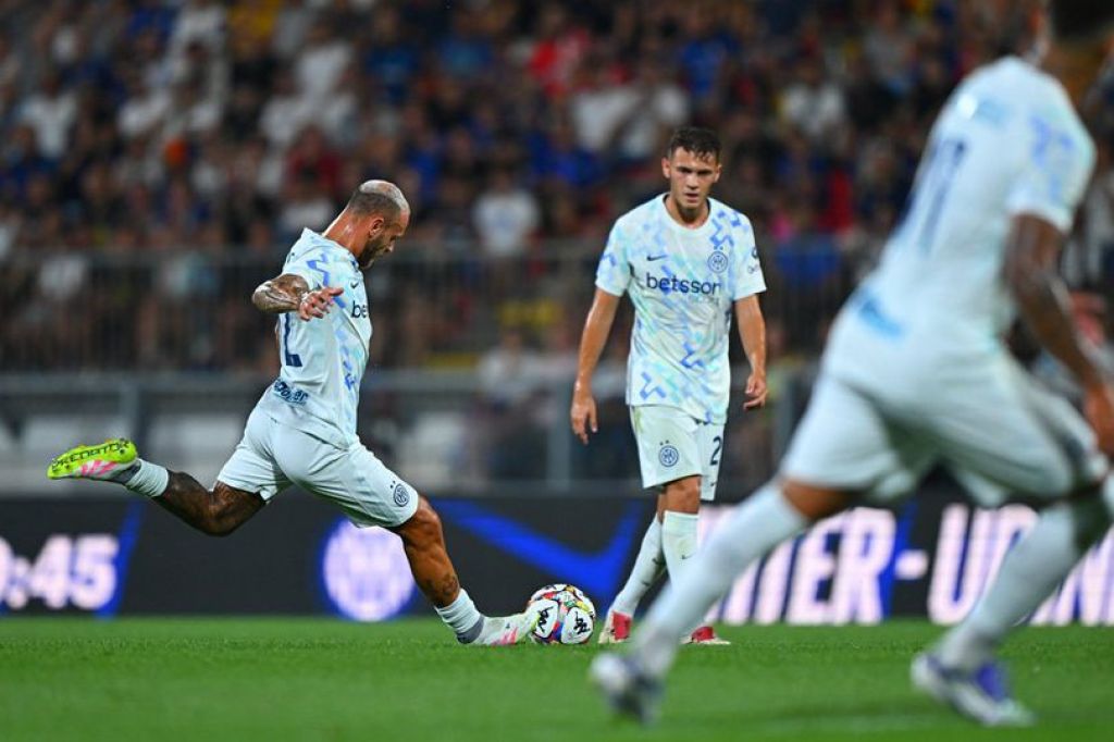 Inter Milan Taklukkan Monza Lewat Adu Penalti Dramatis di Laga Pramusim