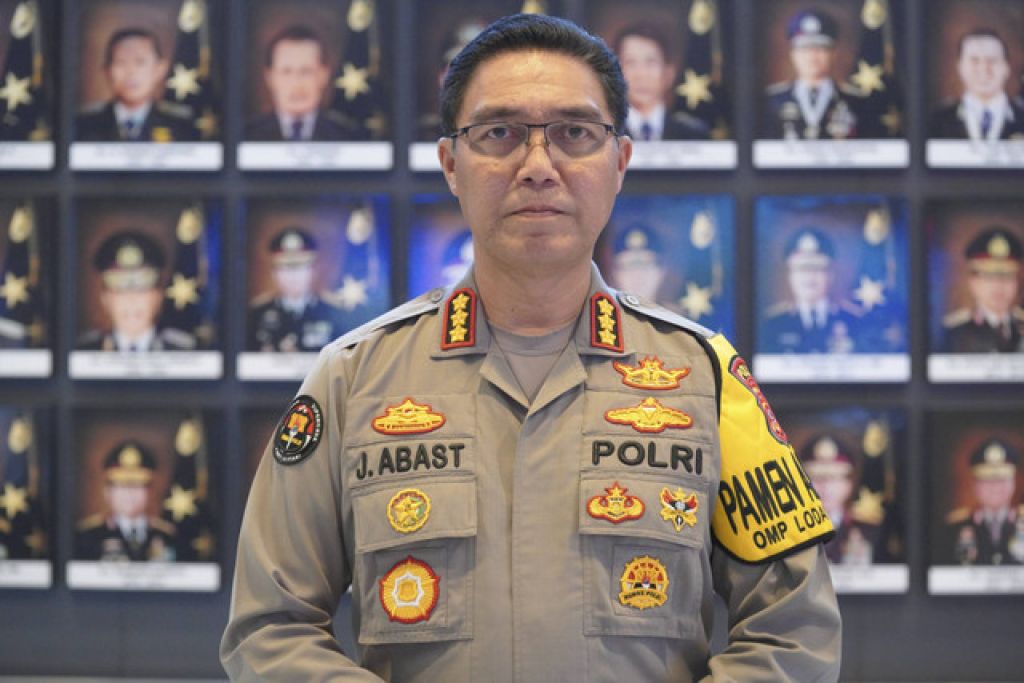 Profil Kabid Humas Polda Jatim, Kombes Pol Jules Abraham Abast