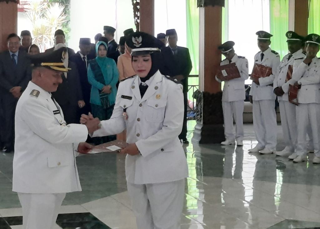 132 Kades di Situbondo Terima SK Perpanjangan, Tiga Tidak Hadir karena Terjerat Hukum